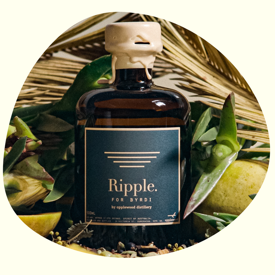 Applewood x Byrdi: Ripple Gin bottle